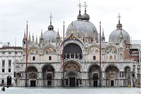 Venice's historic Saint Mark's Basilica faces costly flood clean-up ...