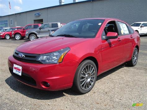 Sangria Red Metallic Ford Focus Ses Sedan Photo