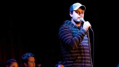 Nate Bargatze talks jokes, clowns and audiences