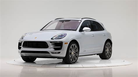 Porsche Macan Gts Rhodium Silver Metallic P A Youtube