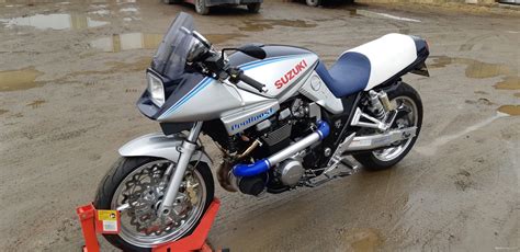 Suzuki Gsx Katana Cm Rovaniemi Moottoripy R