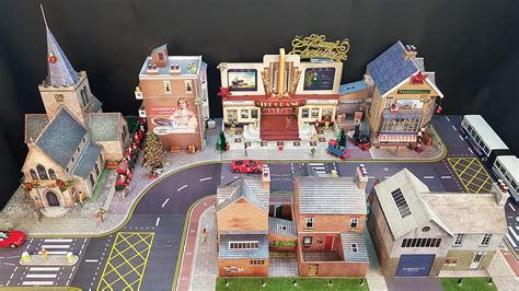 The Citybuilder Apartment Building Cardboard Model Making Kit O Scale