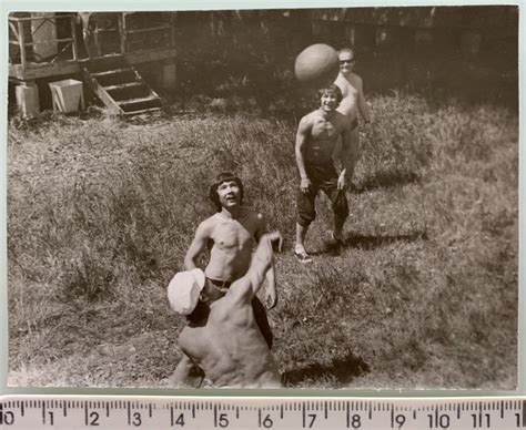 SHIRTLESS MEN JOCK Muscle Handsome Affectionate Guys Gay Interest Vintage Photo PicClick UK