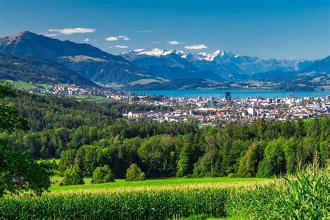 The Advantages of Establishing a Company in Zug, Switzerland