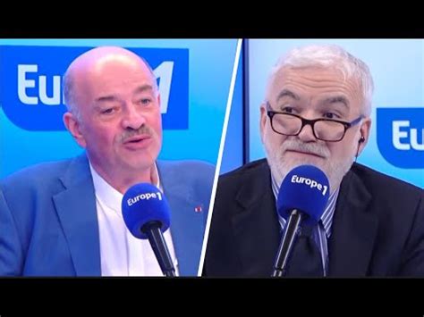 Alain Bauer révèle face à Pascal Praud avoir été approché pour devenir