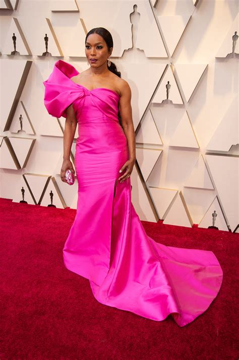 Oscars Red Carpet The Most Iconic Looks From The Night Spin