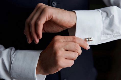 How To Wear Cufflinks