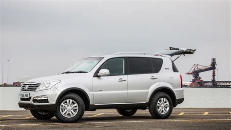 Ssangyong Rexton Cse Van Review Pictures Auto Express