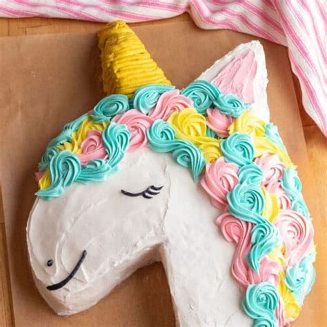 How To Make An Easy Unicorn Cake