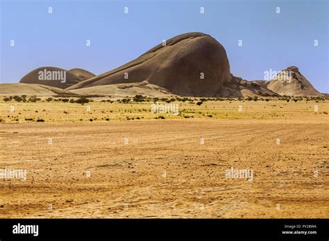 Desert landscape, Saudi Arabia Stock Photo - Alamy