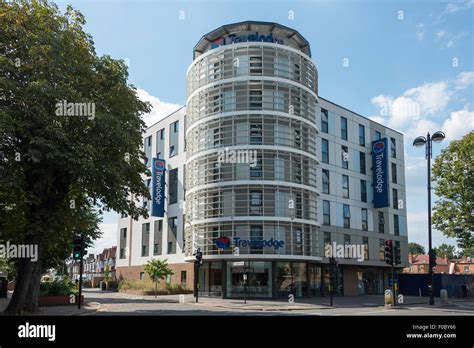 Travelodge London Hounslow Hotel, Lampton Road, Hounslow, London ...