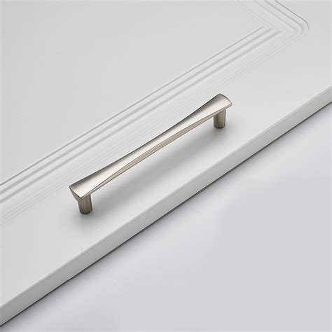 Kitchen T Bar Darwin Brushed Nickel Zinc Alloy Handles Kitchen