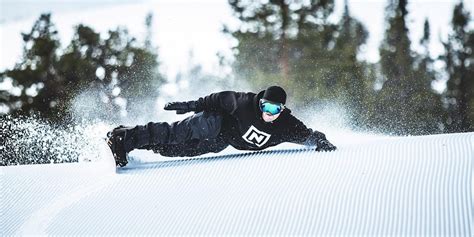 Snowboard Tricks: 8 Freestyle Moves to Master