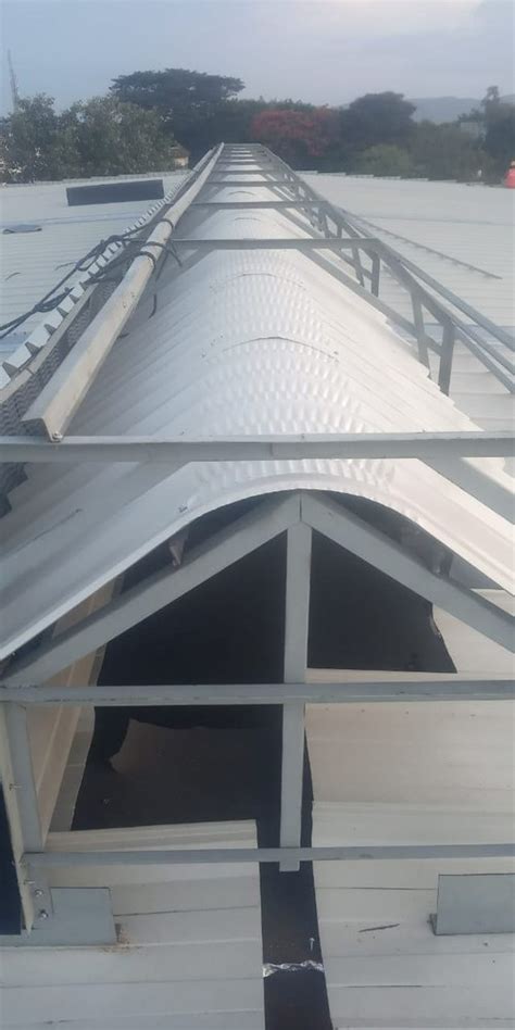 FRP Galvanised Ridge Roof Ventilators 600 Throat 800 Throat For