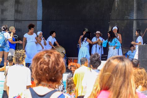 Festa De Iemanj Leva Religiosidade E Cultura Para A Praia De Iracema