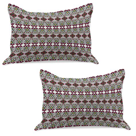 Retro Knitted Quilt Pillowcover Set Of Illustration Of Ukrainian