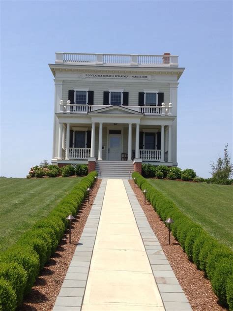 Not your typical-looking weather station. "Block Island Weather Bureau ...