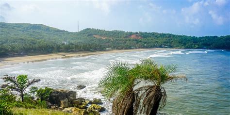 New Year Special Gokarna Beach Trek Book New Year Camping Best Price