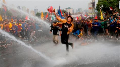 Indonesia Protests Police Fire Tear Gas As Demonstraters Oppose Controversial Draft Penal Code