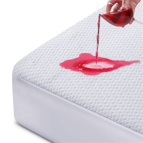 Emonia Premium 100 Waterproof Mattress Protector Queen Ultra Soft Breathable Noiseless Machine