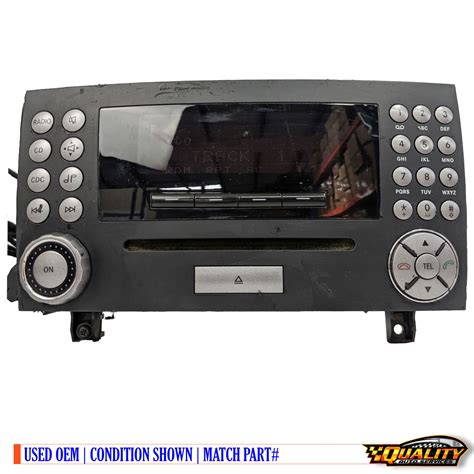 05 11 Mercedes R171 SLK280 SLK350 Head Unit Radio AM FM CD Player OEM