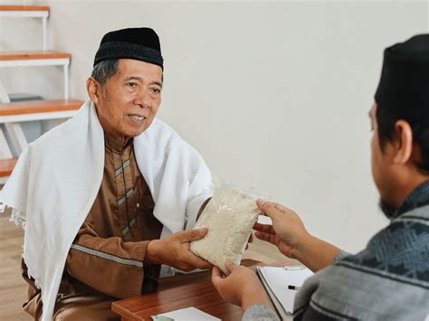 Mengenal Jenis Zakat Dalam Islam Dan Cara Membayarnya The Deeds