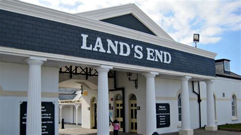 Lands' End returns to iconic American roots | Fox Business