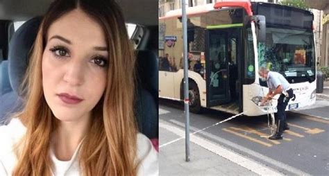 Schianto davanti ai Portici è morta la ventenne colpita da un bus all