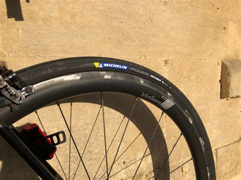 Review Michelin Power Road Tubeless Tyre Road Cc