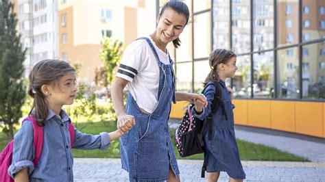 Se necesitan acompañantes de transporte escolar para el curso 23 24