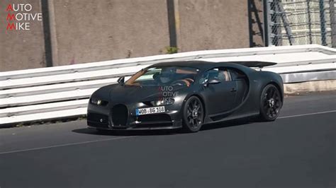 Bugatti Chiron With Naked Carbon Fiber Body Looks Menacing