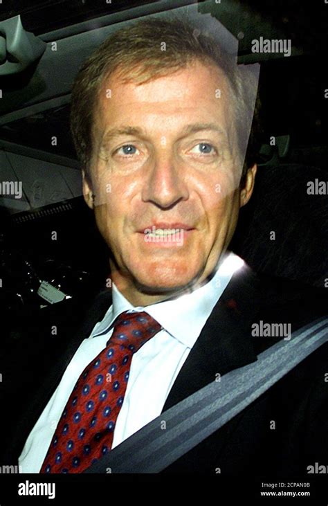 Tony blair 2003 campbell hi-res stock photography and images - Alamy