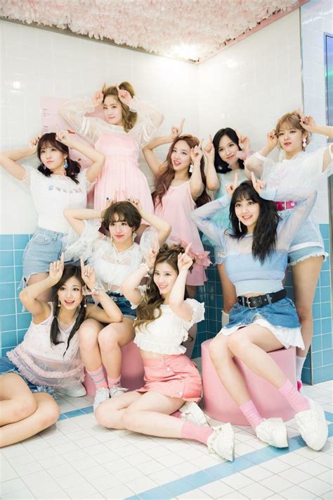 Conheça As Integrantes Do Grupo De K Pop Twice Twice Kpop Feminino