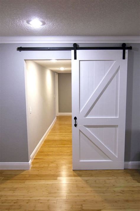 90 Rural Sliding Barn Doors Design Ideas Farmhouse Barn Doors Sliding White Barn Door