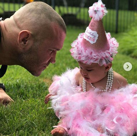 Randy Orton With His Daughter Brooklyn Rose Randy Orton Randy Orton