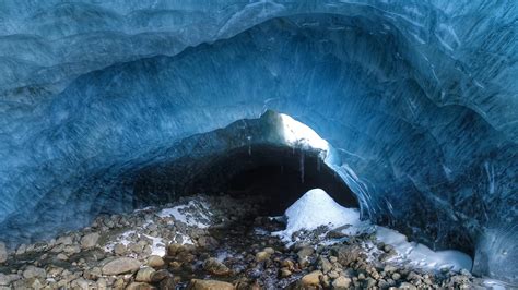 The Ice Caves here in BC are amazing : r/vancouver