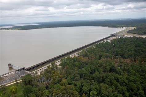 Aerial Photos Of Lake Houston Dam Dramatize Need For More Gates