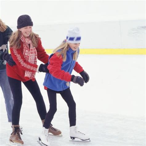 Ice Skating Lessons | Lloyd Ice Rink, Lloyd Center Mall