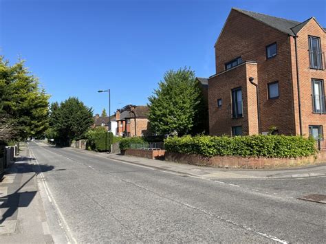 London Road Mr Ignavy Cc By Sa 2 0 Geograph Britain And Ireland