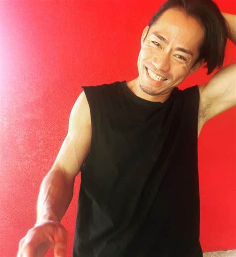 高橋大輔さんのインスタグラム写真 高橋大輔instagram「37歳になりました。 この数字の響きに自分でもビックリ。 年齢にメンタル