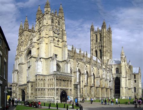 La Catedral De Canterbury Inglaterra Ser Turista