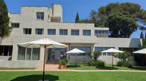 Exposition l intérieur de la Villa Noailles à Hyères reconstitué pour