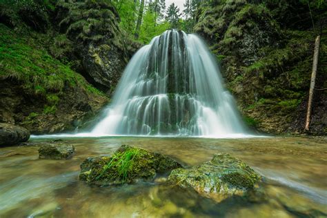 Josefstaler Wasserfall Nachdem Uns Das Pfingstwochenende M Flickr