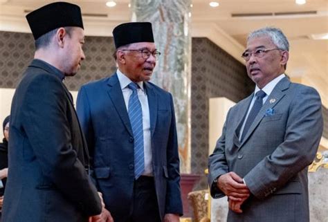 Pm Anwar Doakan Agong Raja Permaisuri Peroleh Haji Mabrur Best Fbkl