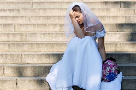 Dianggap Pertanda Buruk Ternyata Ini 5 Arti Mimpi Pakai Baju Pengantin