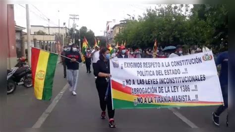 Con Banderas Y Motos Toman Las Calles E Inician La Gran Marcha Pac Fica