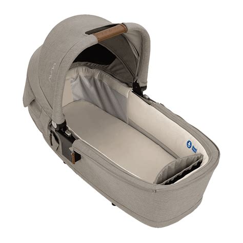 Nuna Lytl Carry Cot Compact And Cosy Bassinet