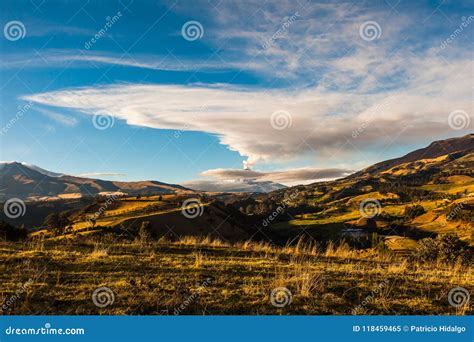 Cotopaxi Volcano in Eruption Stock Image - Image of snow, quito: 118459465