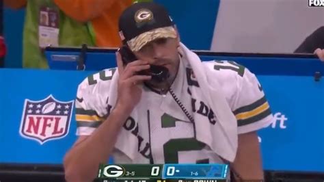 Nfl Fans All Say Same Thing As Aaron Rodgers Seen Smashing Phone On