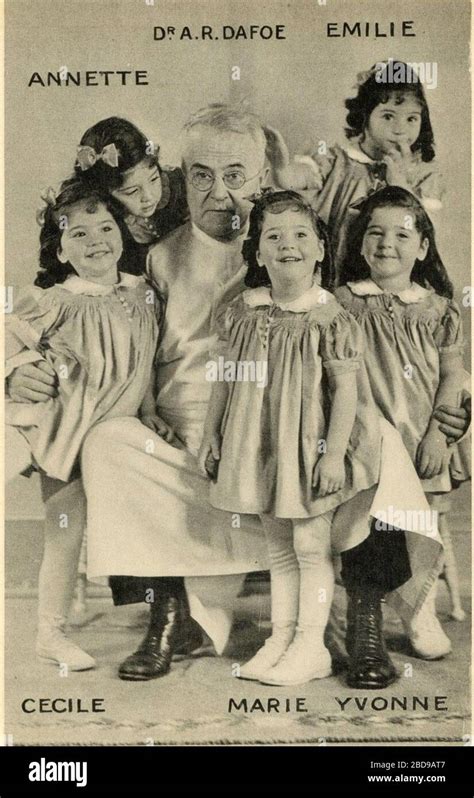 The Dionne Quintuplets Of Callander Fotos Und Bildmaterial In Hoher